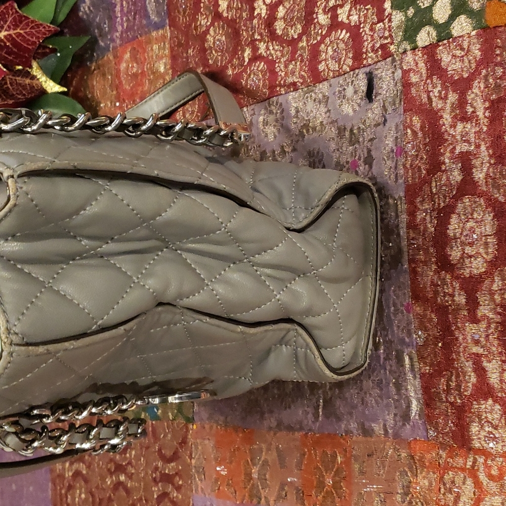 Handbag - Picture 3 of 6